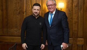 Зеленський зустрівся із Паппергером