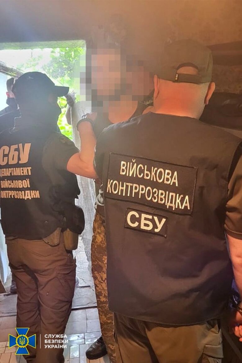 У лавах ЗСУ викрито шпигуна, який хотів злити рашистам напрямки українського контрнаступу, - СБУ 01