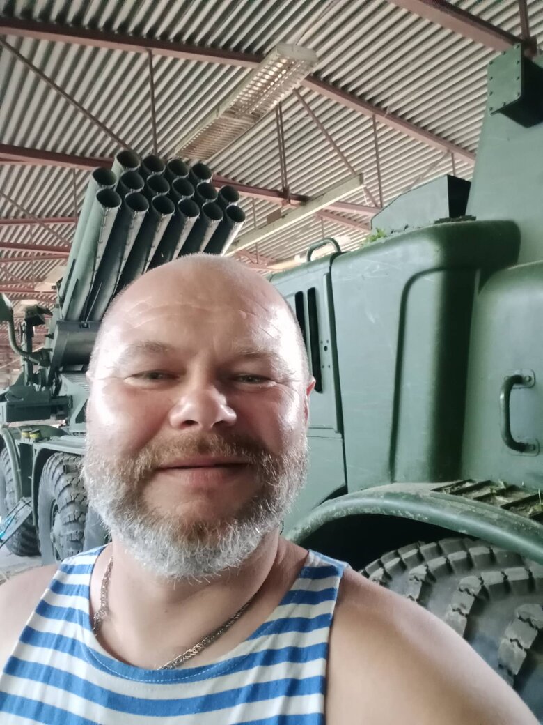 Артилерист Володимир Голованюк: Багато людей врятувала моя чуйка. Я зразу зрозумів: якщо не будемо все робити як треба, буде нам погано 05