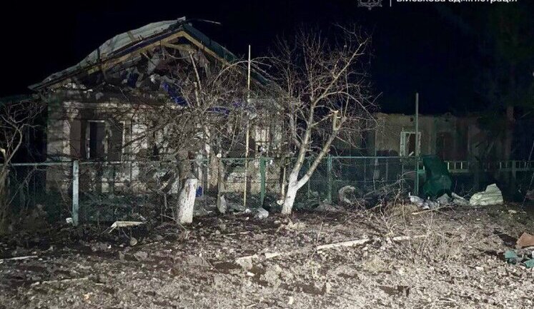 Окупанти вдарили по Гуляйполю в Запорізькій області, загинув чоловік, зруйновано будинки. ФОТО