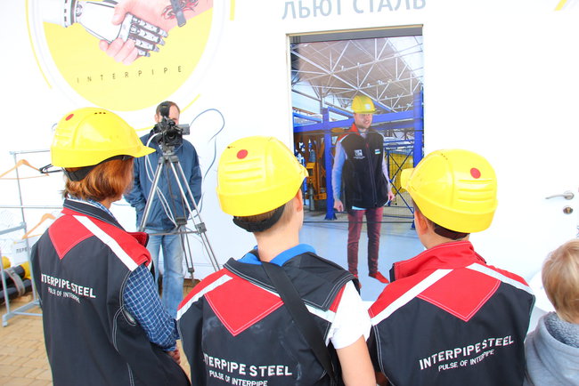 Interpipe Пинчука презентует виртуальную игру Отправь трубы в Дубаи 01