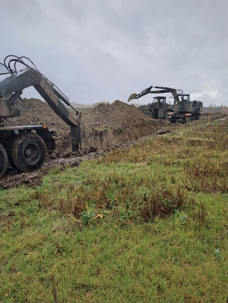 Польща почала будівництво лінії укріплень 