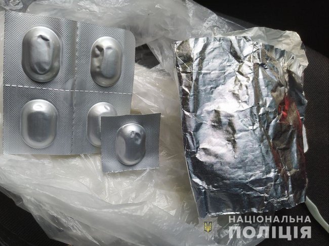 Деятельность группы наркодилеров пресечена на Буковине, - Нацполиция 06