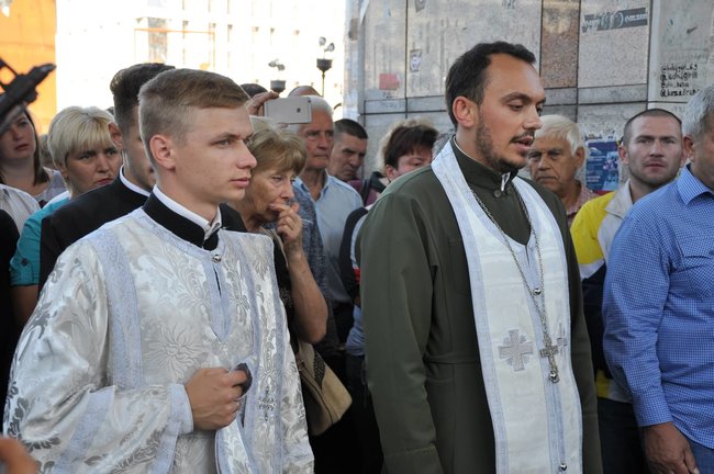 Київ попрощався з воїном 72-ї ОМБр Володимиром Матвієнком, загиблим на Донбасі 18 вересня 13