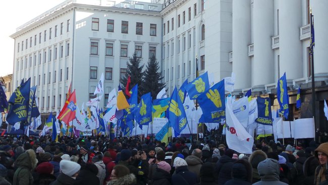 Служи народу, Нам не pohuy та Заї...ало!: Під ОП відбувається мітинг проти фіскалізації ФОПів 03 Служи народу, Нам не pohuy та Заї...ало!: Під ОП відбувається мітинг проти фіскалізації ФОПів 03