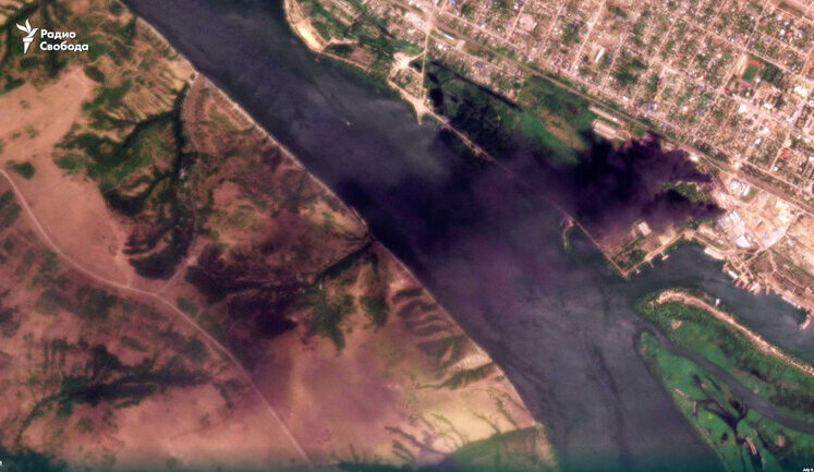 Consequences of drone strikes on oil depot in Volgograd region of Russia SATELLITE PHOTOS