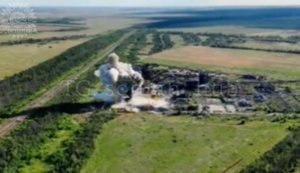 Ukrainian air force destroyed base for Russian UAV operators in Kotlyne using GBU bombs. VIDEO
