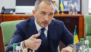 "Емоційна реакція на триколор": Пишний відзвітував у Раді щодо інциденту з оприлюдненням даних клієнтки monobank