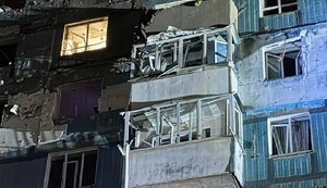 Російський дрон влучив у дев’ятиповерхівку в Дніпрі: є постраждалі. ФОТОрепортаж