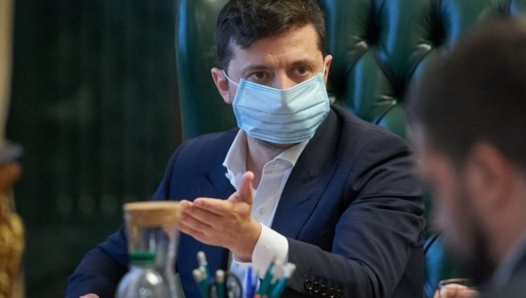 Якщо не зупинити зростання кількості хворих на COVID-19 - отримаємо пік посеред літа, погано буде всім, - Зеленський