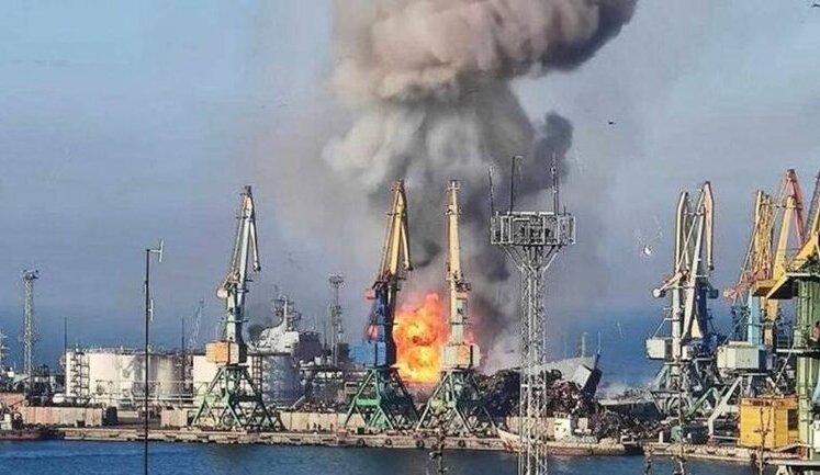 Річниця знищення великого десантного корабля ВМФ РФ "Саратов"