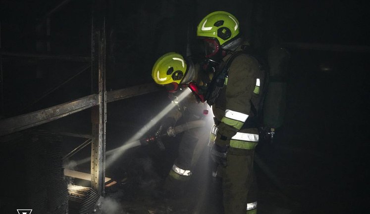 Ворог атакував Миколаїв дронами-камікадзе: у місті сталася пожежа, пошкоджена енергоінфраструктура (оновлено). ВІДЕО+ФОТО