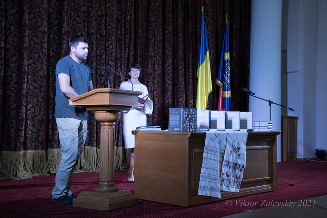 Історії справжніх. У Холодному Яру нагородили Народних Героїв і презентували книгу – хрестоматію війни 20