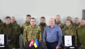 безпілотник,латвія