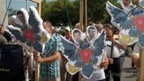 Под Одесским облсоветом "казнили" Януковича, Азарова, Кивалова и Колесниченко. ФОТОрепортаж