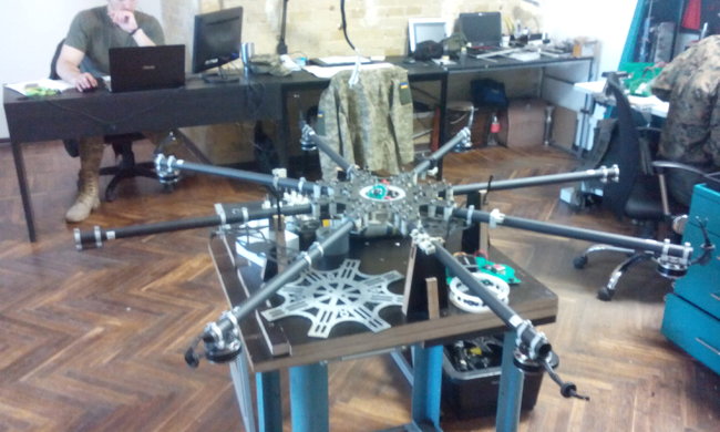 Підполковник Ярослав Гончар: Лобісти Дзвону в ЗСУ хочуть оцифрувати радянську армію і виставити за реформу корупцію та показуху. Нецільові витрати по ДКР Дзвін - 160 мільйонів 04 Підполковник Ярослав Гончар: Лобісти Дзвону в ЗСУ хочуть оцифрувати радянську армію і виставити за реформу корупцію та показуху. Нецільові витрати по ДКР Дзвін - 160 мільйонів 04