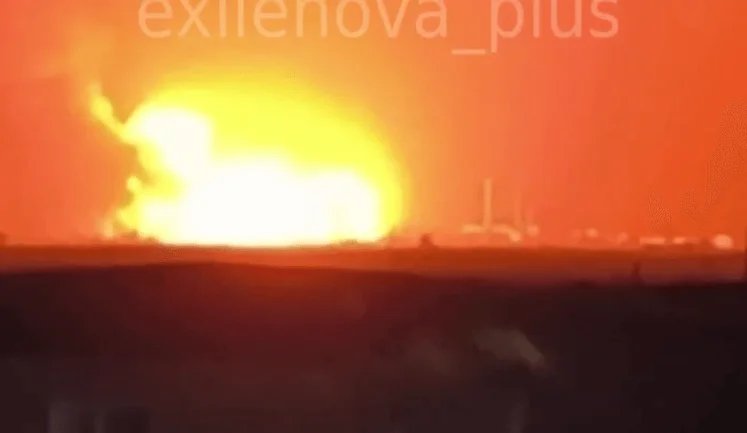 Пожежа у Краснодарському краї РФ: дрони атакували порт Темрюк