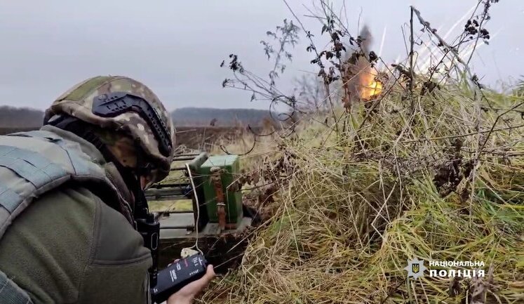 Unexploded warhead of Russian X-101 missile found in Bukovyna. PHOTOS