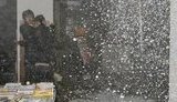 Японию потрясло: землетрясение и цунами разрушили крупную магистраль и несколько зданий в столице (Обновлено). ФОТОрепортаж очевидцев