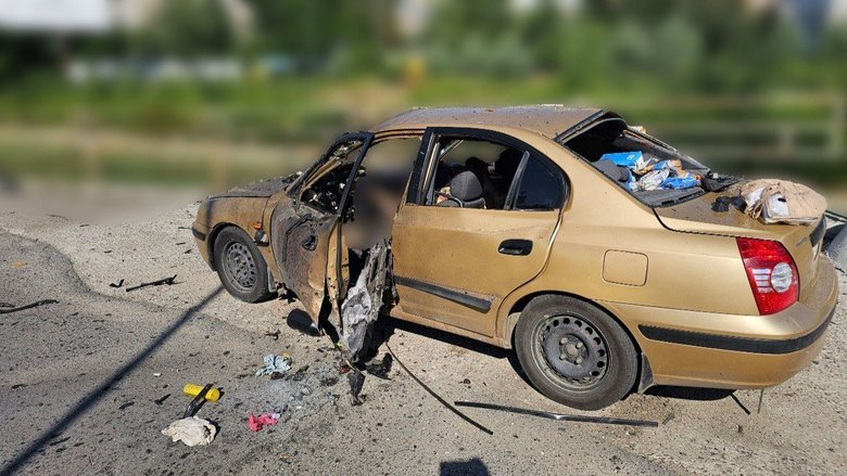 Russian forces attacked a civilian vehicle in Kherson: there are fatalities and injuries