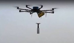 Ворог ударив дроном по автівці у Боровій: поранено двоє чоловіків