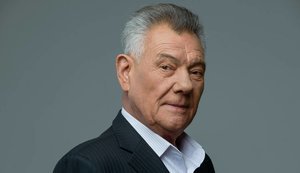 Прощание с Александром Омельченко состоится 29 ноября в Колонном зале КГГА.