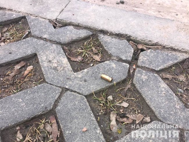 В Одессе задержаны двое грабителей, со стрельбой отобравшие 900 тыс. грн, - Нацполиция 01