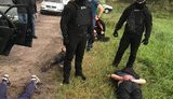 Четверо мужчин, угрожая оружием, в течение дня совершили ряд нападений на жителей Львовщины. Злоумышленники задержаны, - полиция. ФОТОрепортаж