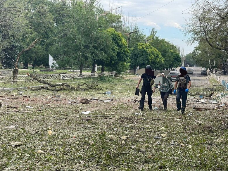 Enemy is shelling Donetsk region, Vuhledar, Avdiivka, Toretsk are under fire, child is among wounded 03