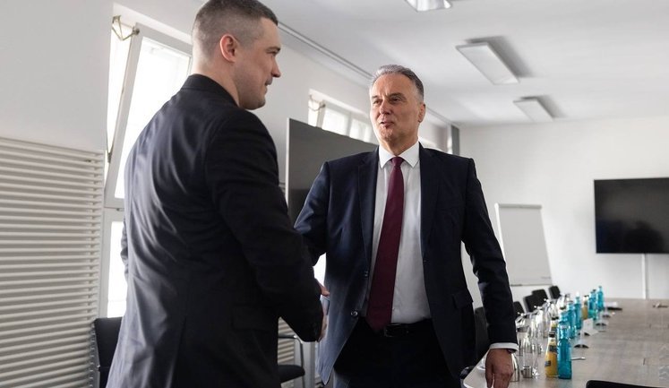 ПВО, ракеты для F-16 и противобаллистические решения: Федоров рассказал о расширении сотрудничества с Diehl Defence. ФОТО