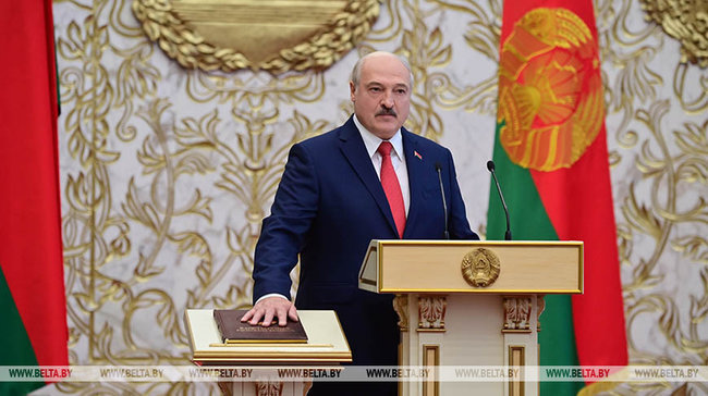 Lukashenko sworn in as Belarusian president 02