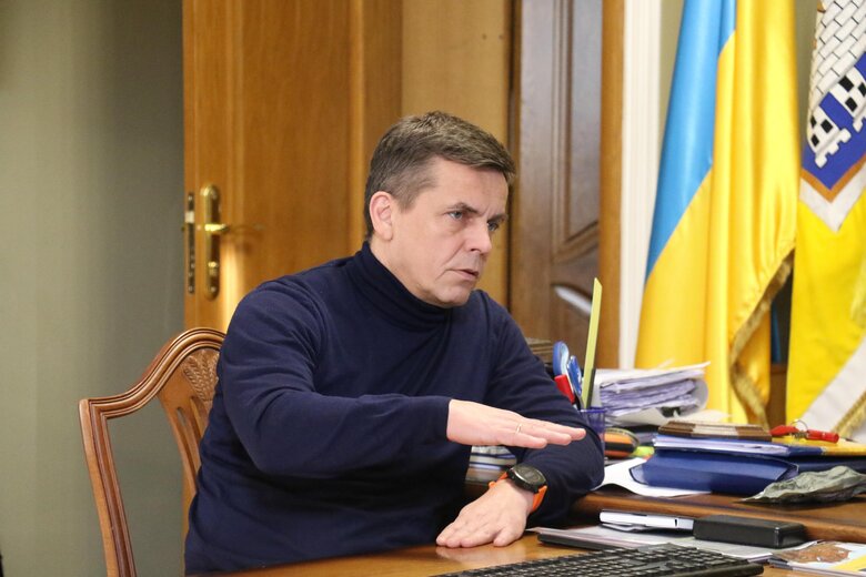 Під час війни обираєш між поганим і ще гіршим. Міський голова Житомира Сухомлин – про допомогу ЗСУ, відібраний ПДФО, бомбосховища, дрони і тиск на місцеве самоврядування 10