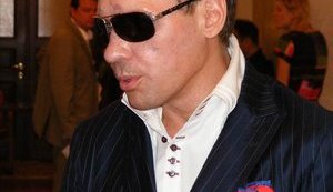 Пабат впервые посетил сессию Киевсовета: голосует вслепую. ФОТО