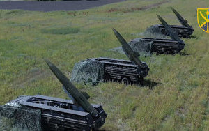 Тактичні ракетні комплекси "Точка-У" на адмінмежі з окупованим Кримом відпрацювали точне наведення на цілі, - Наєв. ВIДЕО