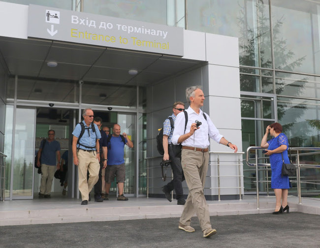 Аэропорт Полтава впервые после ремонта принял пассажирский рейс 03