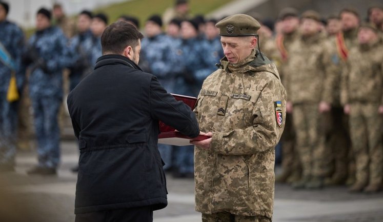 Зеленський присвоїв звання Героя України бойовому медику Сергію Тищенку, який безперервно провів на позиції 471 день