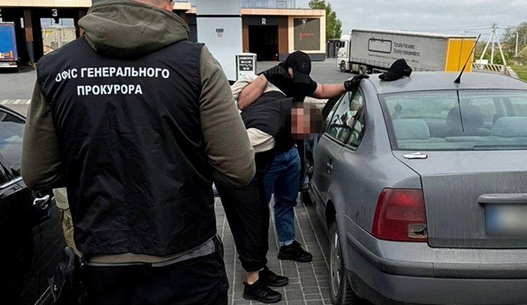 Майора ЗСУ підозрюють у вимаганні 100 тис. грн за постачання харчів військовим в Одесі. ФОТО