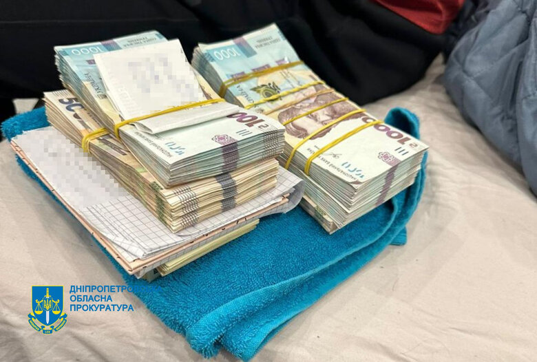 затримання підозрюваних в пограбуванні аптеки
