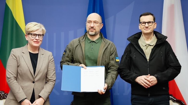 Polish Prime Minister Morawiecki is visiting Kyiv 09