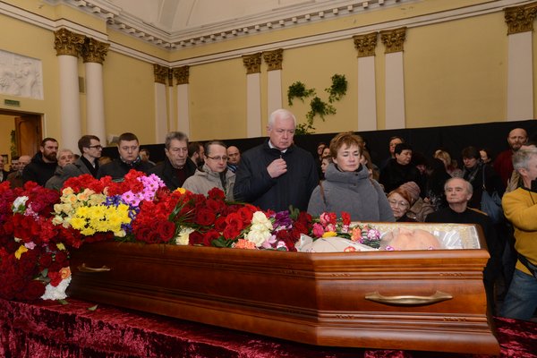 Сьогодні в Києві попрощалися з Мирославом Поповичем 03