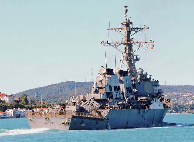 Сі-Бриз-2017: ракетний есмінець ВМС США USS Carney у Чорному морі 07 Сі-Бриз-2017: ракетний есмінець ВМС США USS Carney у Чорному морі 07