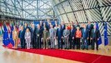 Президент Словаччини Пеллегріні вперше зустрівся із Зеленським у Брюсселі
