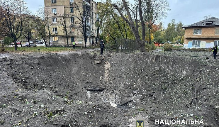 Через атаку РФ на Київ загинуло двоє людей, 10 поранених (оновлено). ФОТОрепортаж