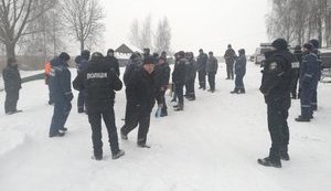 Двоє чоловіків напередодні провалилися під лід Київського водосховища, їх шукають, - рятувальники