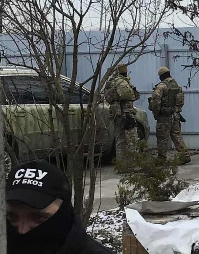 СБУ провела обыск у агента НАБУ Шевченко: подозревают в создании незаконных вооруженных формирований 01