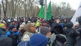 Штовханина між мітингувальниками та правоохоронцями на акції SaveФОП у центрі Києва. ВІДЕО+ФОТОрепортаж