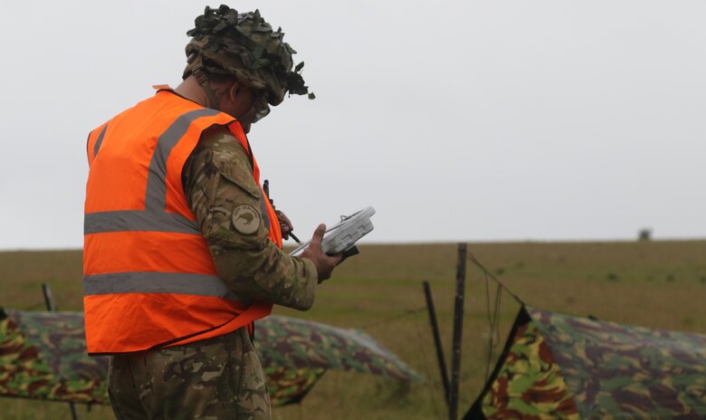 Новобранці ЗСУ під керівництвом інструкторів з Нової Зеландії проходять курс вогневої підготовки у Британії 08