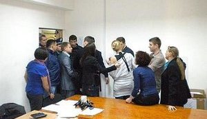 New Fights Break Out in 223 District. PHOTO