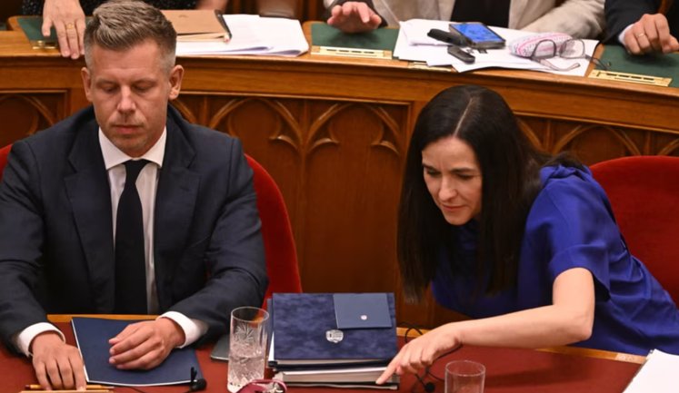 Мадяр и Орбан вступили в публичную перепалку с Сибигой из-за "Карпатской восьмерки"