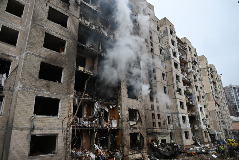 Consequences of Russian missile strike on house in Solomianskyi district of Kyiv 24